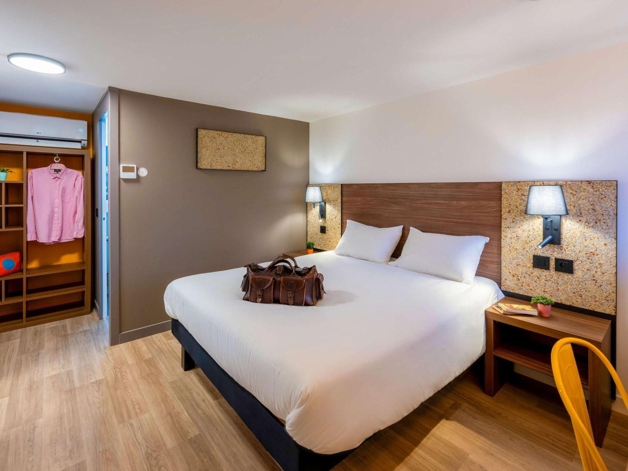 Greet Hotel Шательро Экстерьер фото